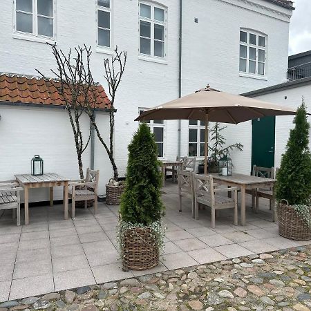 Hotel Steenbergs Nykobing Mors Exteriör bild