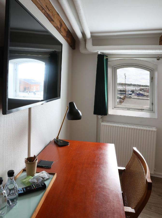 Hotel Steenbergs Nykobing Mors Exteriör bild